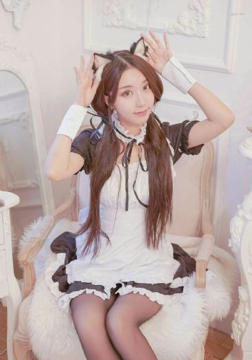 隔壁邻居女孩